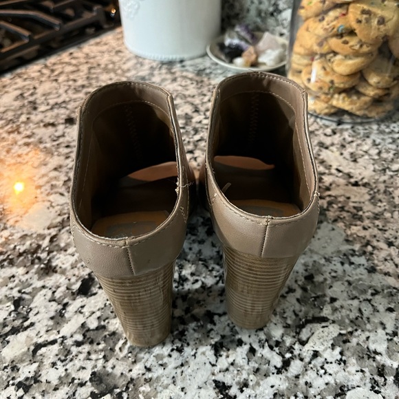 Dolce Vita Woman’s shoes - Picture 5 of 7